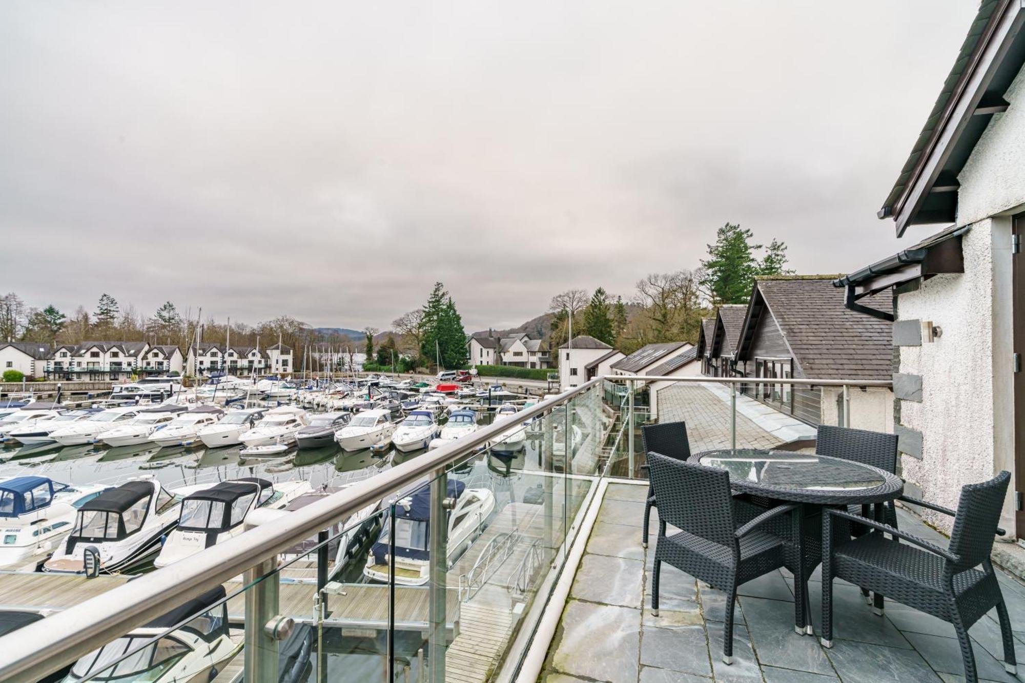 באונס-און-ווינדרמיר Lakeland Apartment At Windermere Marina Village מראה חיצוני תמונה